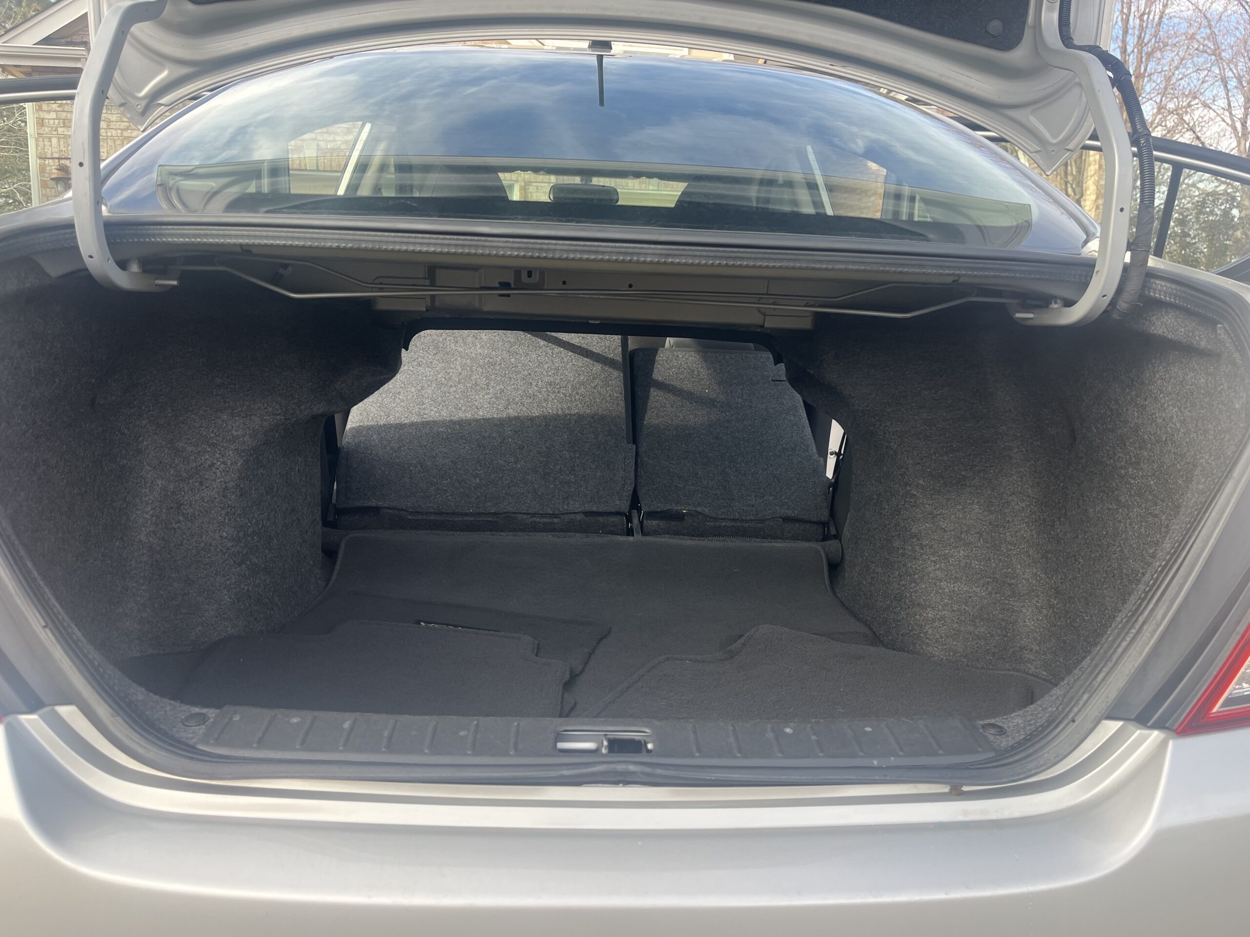 
								Nissan Versa 2018 full									