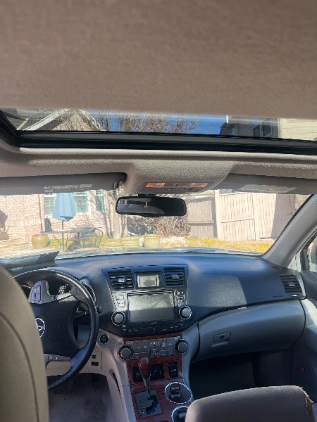 
								Toyota highlander 2010 full									