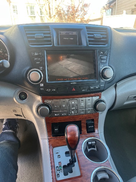 
								Toyota highlander 2010 full									