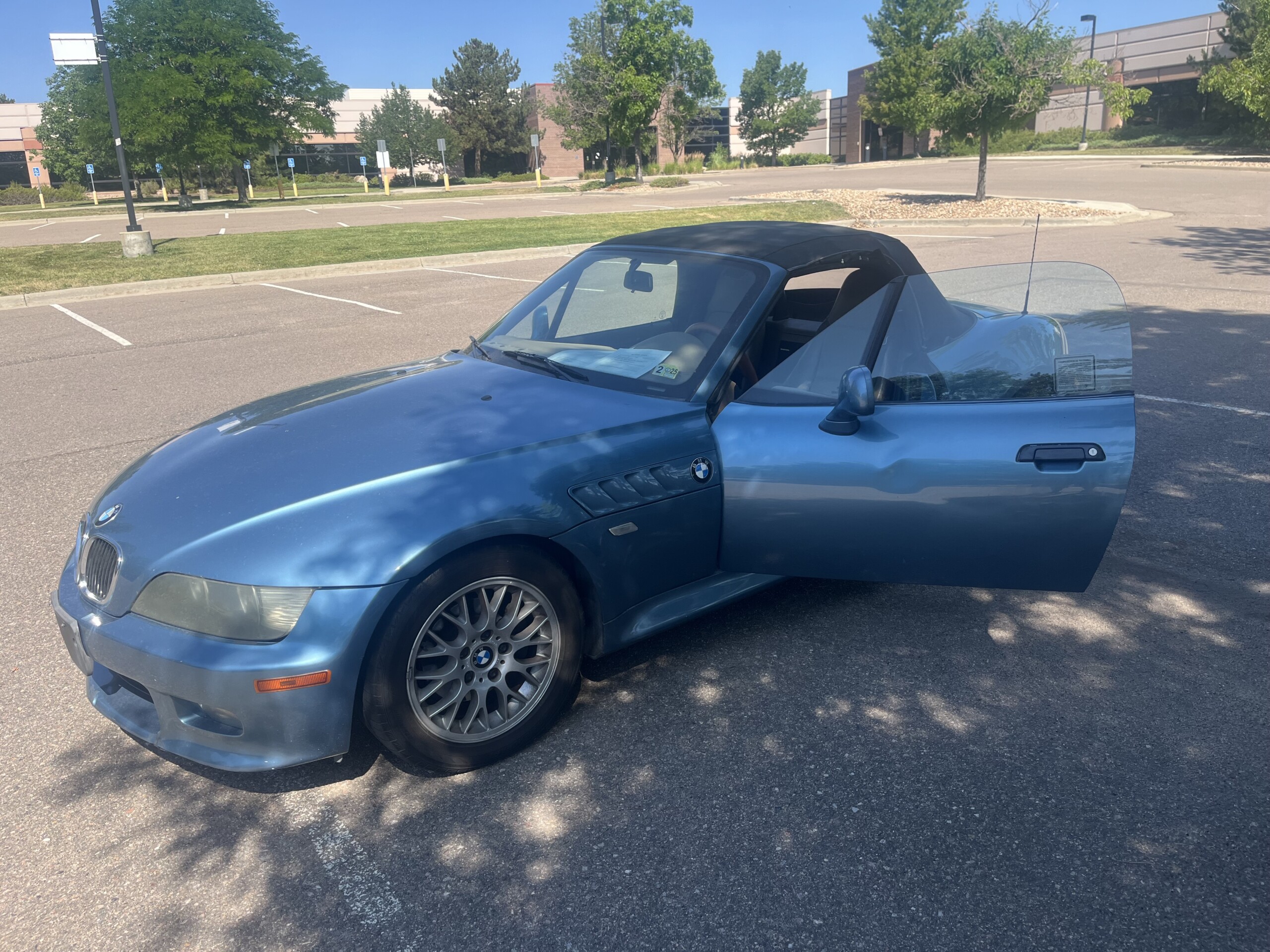 
								BMW 3-serie 2000 full									