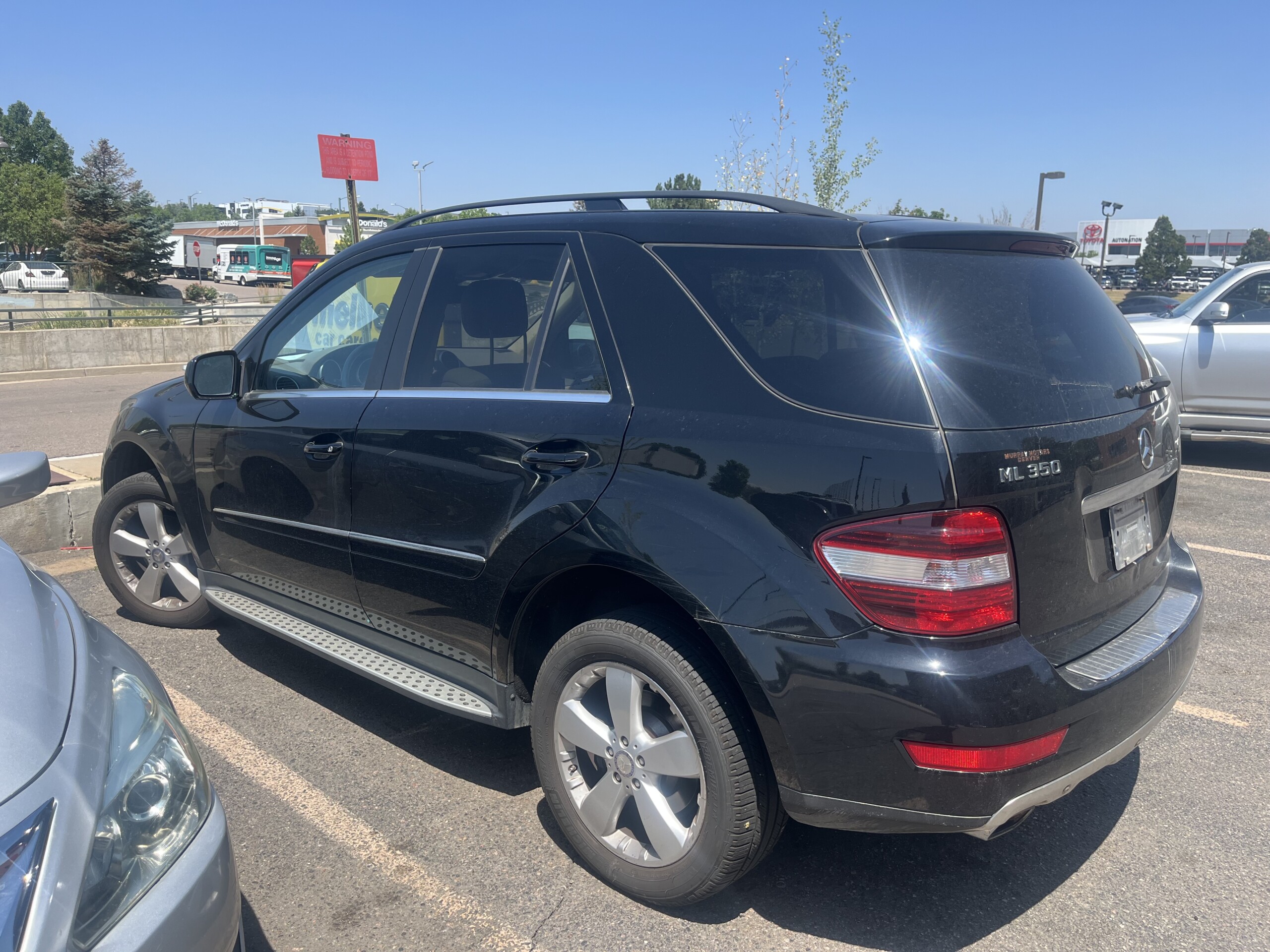 
								Mercedes ML350 4Matic full									