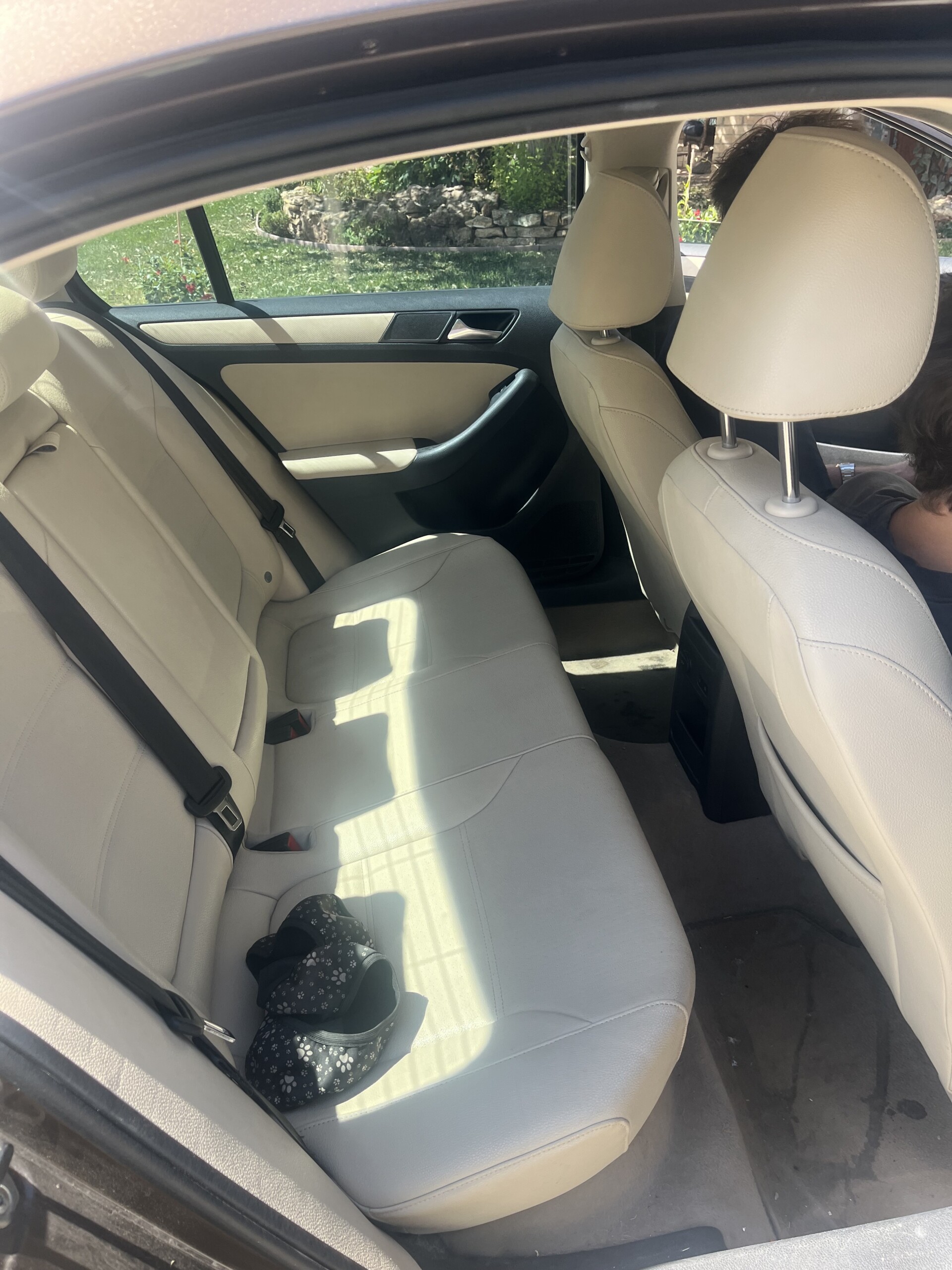 
								Volkswagen jetta 2011 full									