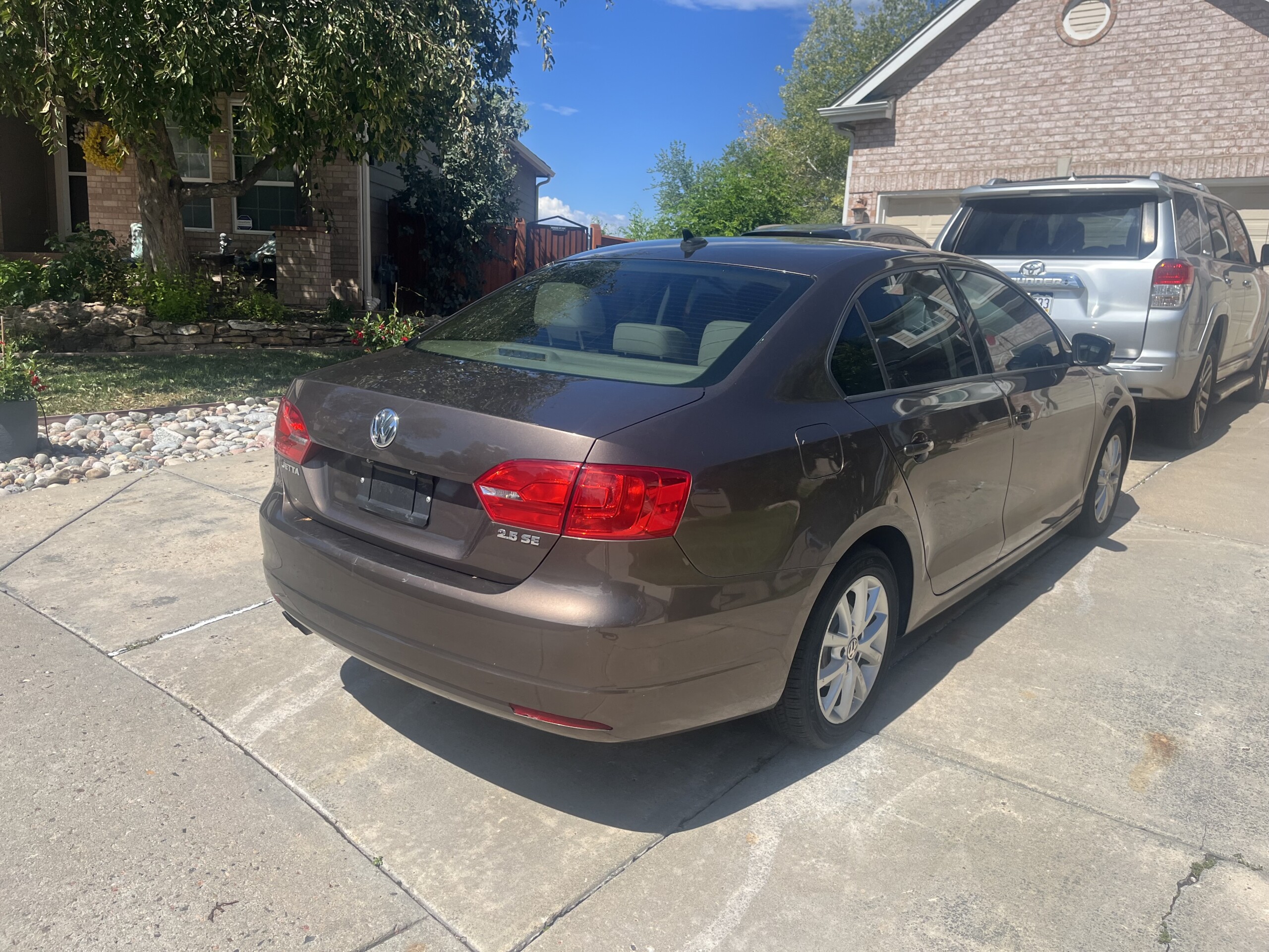 
								Volkswagen jetta 2011 full									