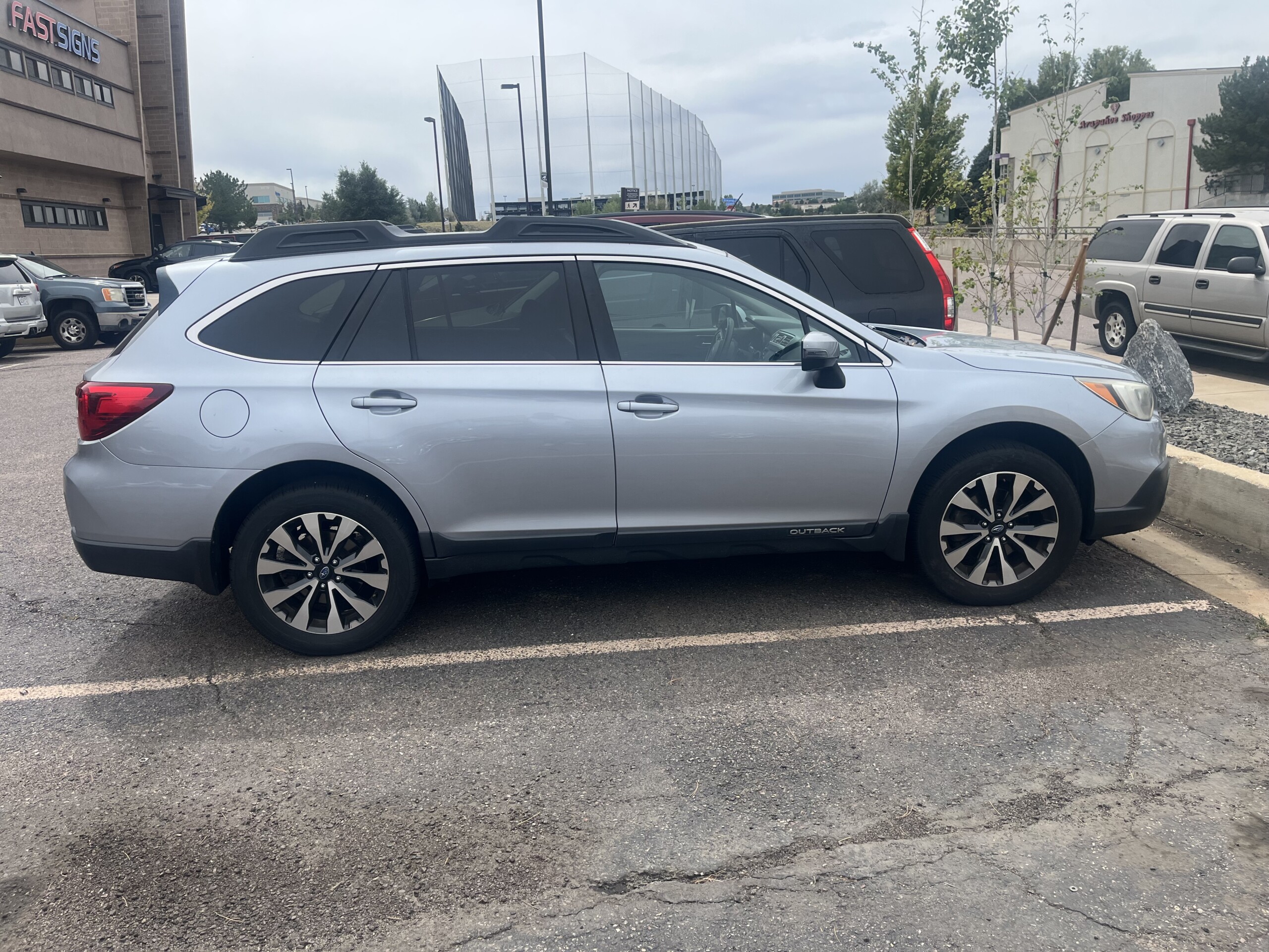 
								Subaru limited outback nav/roof 2015 full									