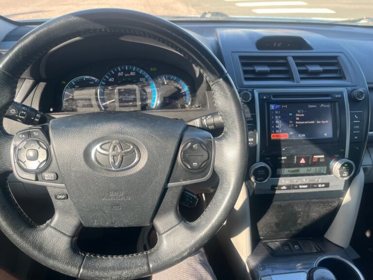 2012 Toyota Camry Hybrid